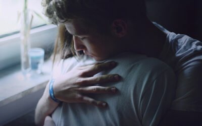 ¿Cómo acompañar a una persona que vive un duelo?